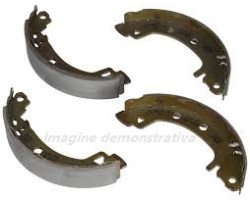 Set saboti frana spate FIAT Panda II Hatchback (169) ( 09.2003 - ...)  1.1 / 1.2 / 1.3D MJ/ 1.4 LUKER 413801