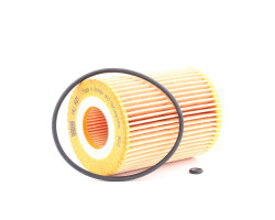 Filtru ulei CHRYSLER 300C Sedan (LX, LE) ( 09.2004 - ...) Mann-Filter HU821X