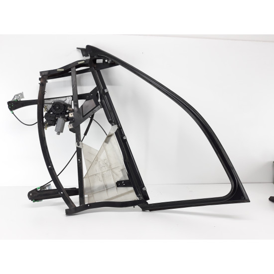 Macara geam cu motoras dreapta fata AUDI A4 Saloon (8D2, B5) [ 1994 - 2001 ] OEM 0130821786