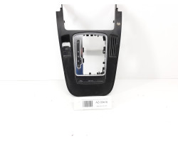 Grila timonerie / ornament schimbator AUDI A4 B8 6K0864261