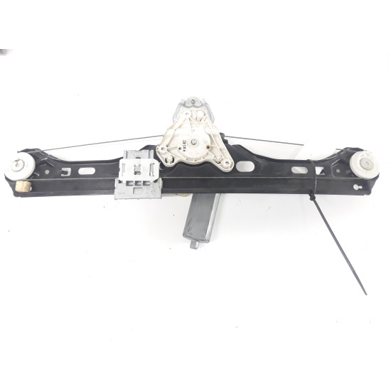 Motoras macara geam stanga spate MERCEDES-BENZ C-CLASS II (W203)  [ 2000 - 2007 ] A2038202942 OEM A2038202942