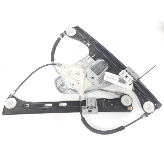 Macara geam electric cu motoras dreapta fata MERCEDES-BENZ C-CLASS II (W203)  [ 2000 - 2007 ] OEM A2037202446