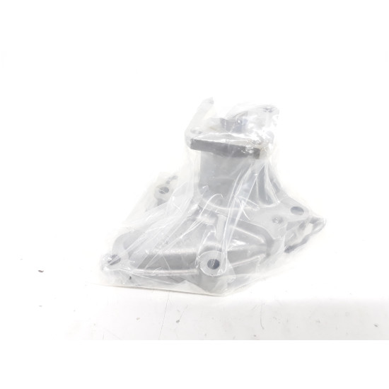 Pompa de apa + Garnitura Nissan Almera  2101057J00