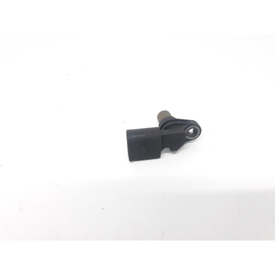 Senzor arbore cotit Audi A4 B6, A4 B7, A6 C6, A8 D3, Q7, Volkswagen Touareg 7L 06E905163