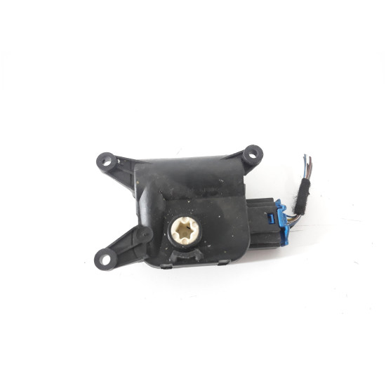 Mororas reglaj aeroterma Volkswagen Golf 6  2012-2013 3C0907511R