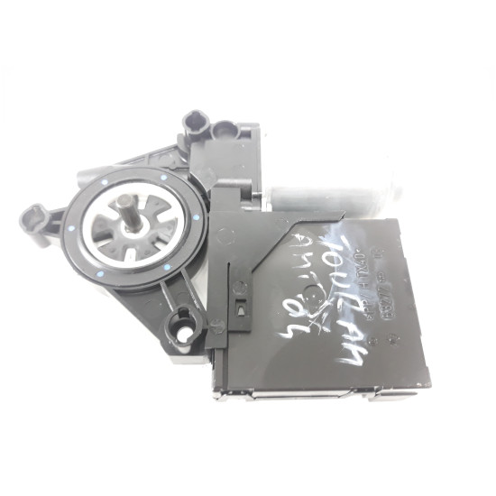 Motoras macara geam dreapta fata VOLKSWAGEN TOURAN (1T1, 1T2) [ 2003 - 2010 ] OEM 1T0959702A