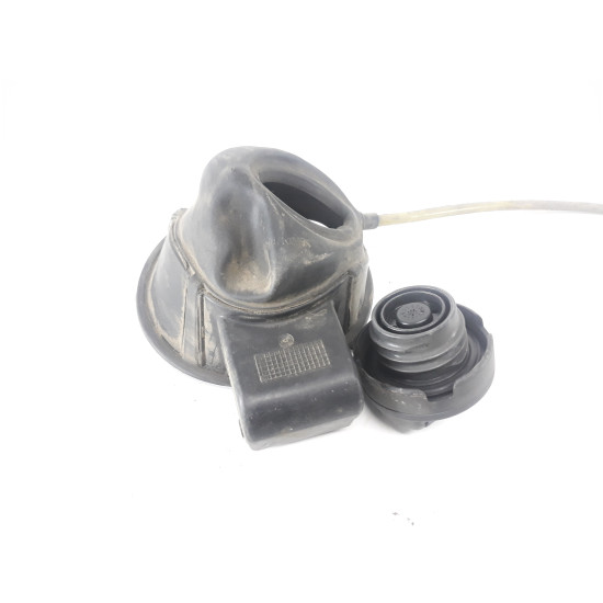 Usita rezervor combustibil AUDI A3 (8L1) [ 1996 - 2006 ] 1H0010092C