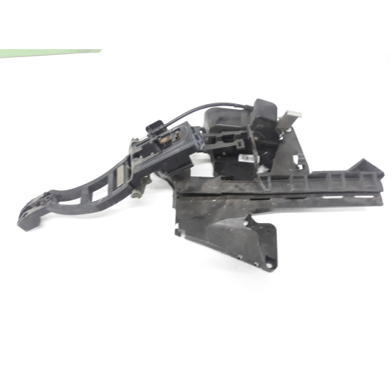 Broasca + suport maner Ford C-max 240000100