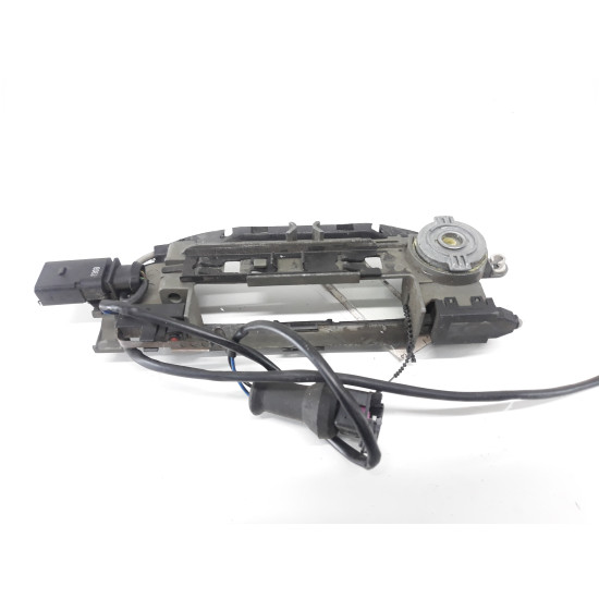 Butuc + maner AUDI A3 (8L1) [ 1996 - 2006 ] 8L4837063A
