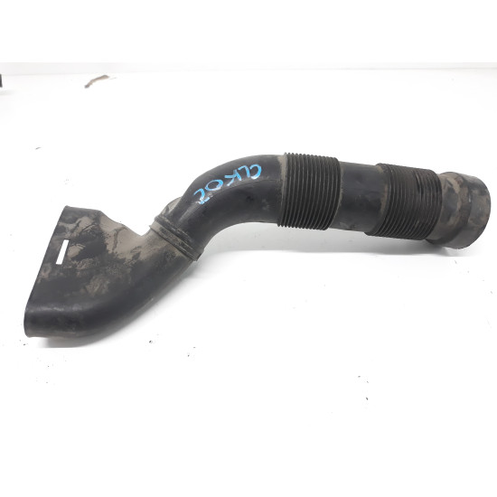 Tub admisie aer Mercedes CLK W209 2.6 V6 2002-2009 A2095280207 