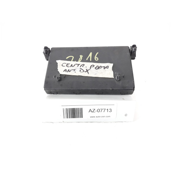 Modul inchidere centralizata dreapta fata Mercedes-Benz C-CLASS (W203)