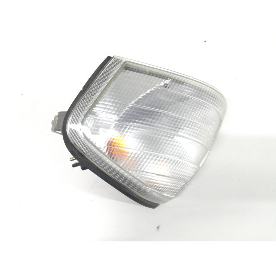 Semnalizare fata stanga Mercedes Benz CW202 (1993-2000) 1305232109