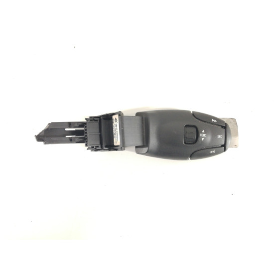 Maneta volan Citroen Xsara Picasso, C5, Peugeot 307 1999-2010 96413388XT