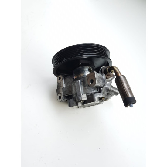 Mercedes W203 270CDI Pompa Idraulica Servopumpe Supporto Volante A6112300115