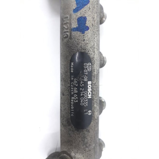 Rampa injectoare Alfa Romeo 147 1.9 JTD SH BOSCH 0445214040
