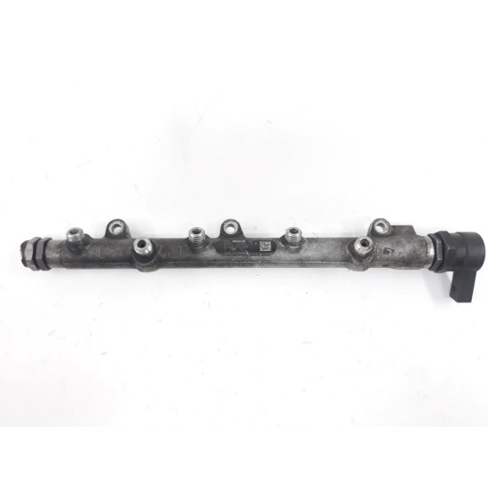Rampa injectoare BMW E46 2.0 D 2005 SH BOSCH 0445214030