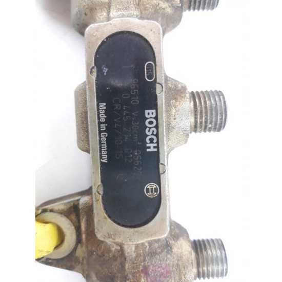 Rampa injectoare Alfa Romeo 156 SH BOSCH 0445214012