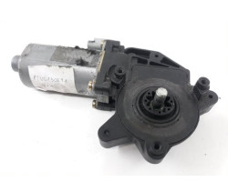 Motoras macara geam dreapta fata CITROËN BERLINGO (MF) [ 1996 - 2011 ] BOSCH 0130821914