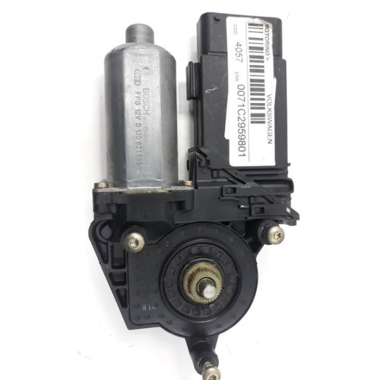 stanga fata VOLKSWAGEN PASSAT (3B3) [ 2000 - 2005 ] BOSCH 0130821695