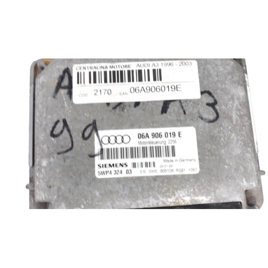 Calculator motor ECU AUDI A3 1.6 Benzina (8L1) [ 1996 - 2006 ] Siemens 5WP432403 OEM 06A906019E