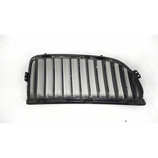 Grila radiator stanga fata BMW 3 V Touring (E91) [ 2004 - 2012 ], BMW 3 V (E90) [ 2004 - 2012 ] VALEO 7120009