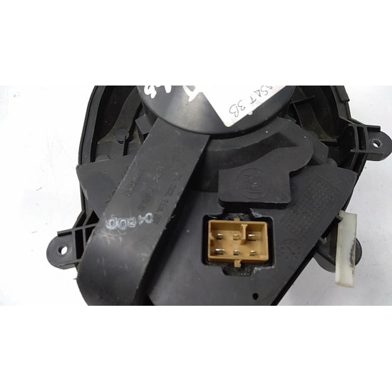 Ventilator habitaclu VOLKSWAGEN PASSAT (B5) [ 1997 - 2001 ] VW OEM 740221233F
