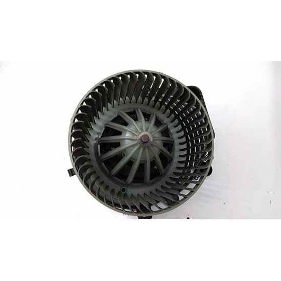 Rezistor, ventilator habitaclu VOLKSWAGEN PASSAT (B5) , AUDI A4 (B5) [ 1994 - 2001 ] OEM 8D1820021