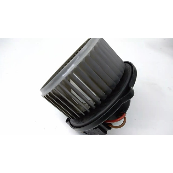 Ventilator habitaclu AUDI A6 (C5) [ 1997 - 2005 ] BOSCH OEM 0130111202