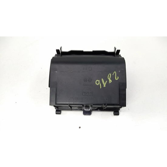 Scrumiera Mercedes C-Class W203 2000-2007  SH a2036800852