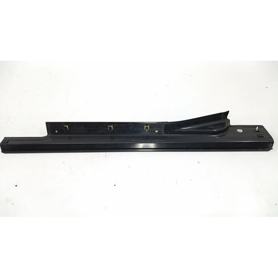 Bandou prag dreapta fata Mercedes C-Class S203 C220 2001-2007  SH MERCEDES a2036800835