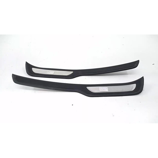 Capac prag stanga / dreapta BMW E90 2005 SH 514779632679