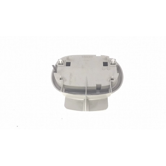 Plafoniera Renault Clio 2 1.2 43KW (1998-2005) SH 8200447547