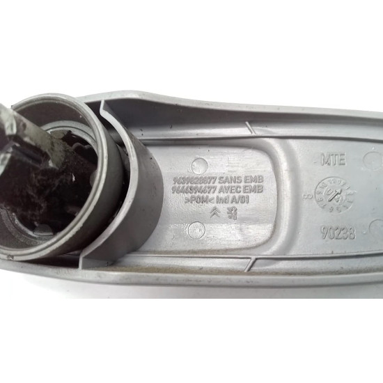 Manivela geam stanga spate  Peugeot 407 (6E _) 1.6 HDI 110 2002-2010 SH 9639828877