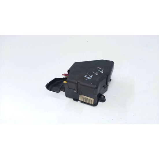 Panou sigurante Volkswagen Passat B5 New Beetle 1998-2010 Passat Berlina / Audi a8 d3 2004-2008 / Audi a6 c6 2006-2008  SH 8d1941824
