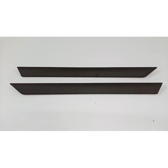 Set stanga / dreapta Ornamente  exterioare portiera fata BMW E46 1999 SH 8213995 / 8213996