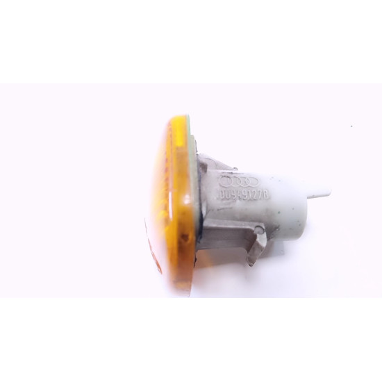 Semnalizator lateral Audi A3  (8L1) (1996 - 2003) TYC SH 4d0949127b