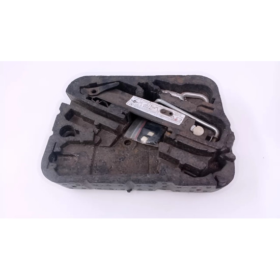 Cric Mini Cooper R50/52/53 SH 71106778555