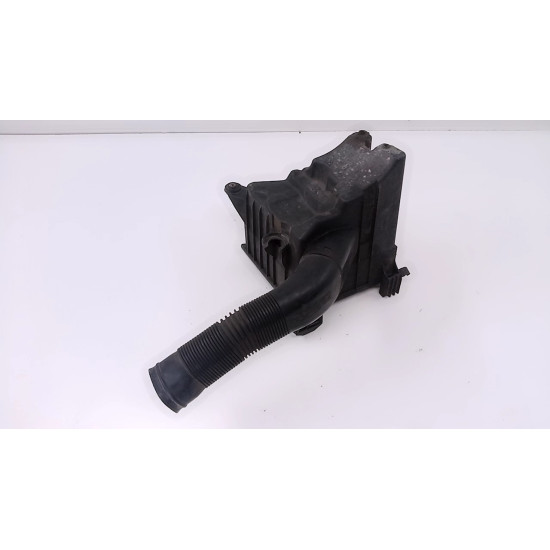 Carcasa filtru aer VOLKSWAGEN POLO (9N_) [ 2001 - 2012 ] 6q0129618g