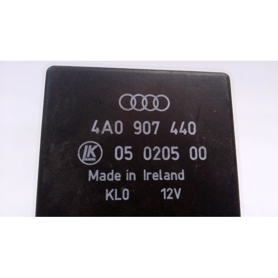 Releu comanda oglinzi Audi A4 8D5, B5 2.5 TDI (1997 - 2001, 2.5 l, 110 kw) A6 (4B2, C5) 2.5 TDI (1997 - 2005, 2.5 l, 110 kw) SH 4a0907440