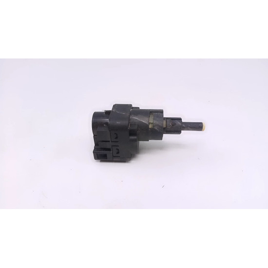 Comutator stop frana Skoda Fabia 2 1.9 TDI (2000 - 2008, 1.9 l, 74 kw) VW FOX (5Z1, 5Z3) (2005 - 2011) SH 6q0945511