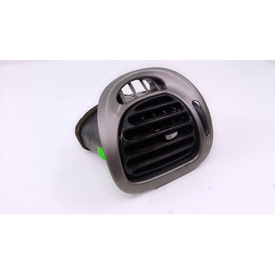 Gura ventilatie Citroen Xsara Picasso 2003 SH 9631280177