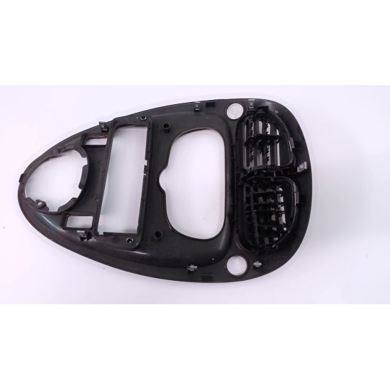 Consola bord Citroen Xsara Picasso SH 9631315877