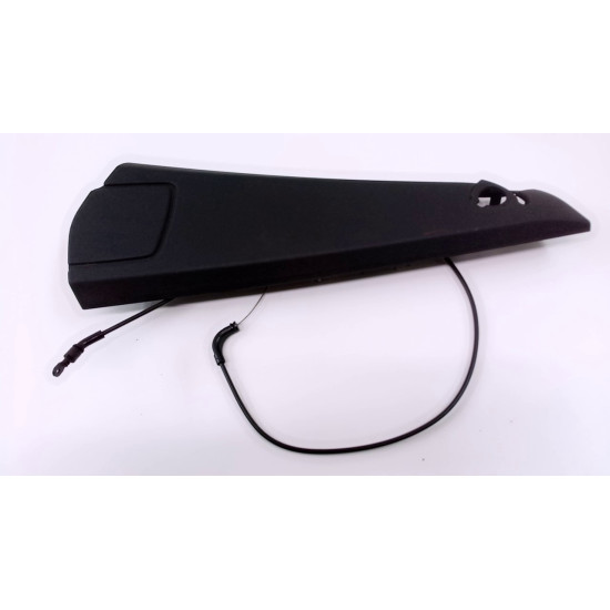Acoperitoare centura de siguranta dreapta BMW E88 cabrio 51419128774 05