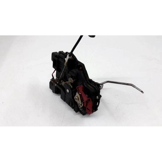 Incuietoare Usa DREAPTA Spate AUDI A6 2.5 tdi C5 COD PA6630FV
