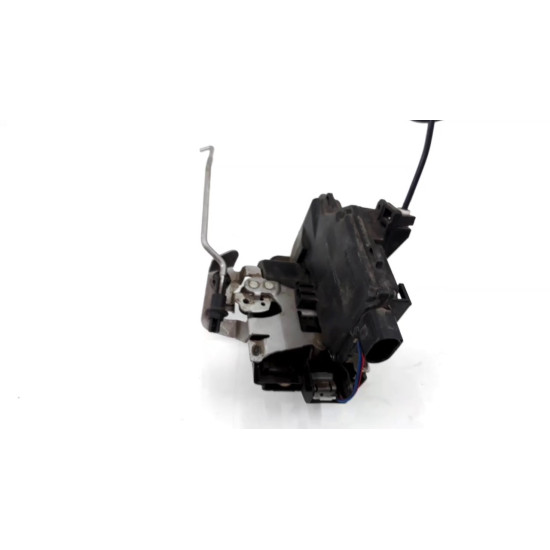 Incuietoare Usa DREAPTA Spate AUDI A6 2.5 tdi C5 COD PA6630FV