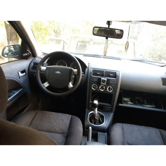 Dezmembrez / Piese Ford Mondeo 2001 2.2 tdci