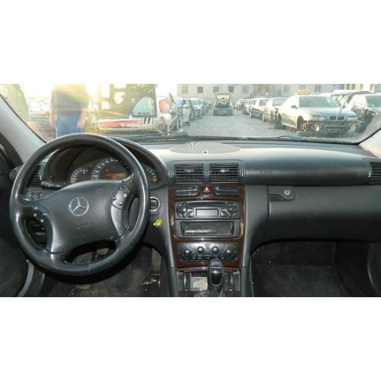 Dezmembrez / Piese Mercedes C Classe s203 C220 2.2 CDI 143 CP 105 KW 