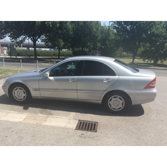 Dezmembrez / Piese Mercedes C Classe s203 C220 2.2 CDI 143 CP 105 KW 