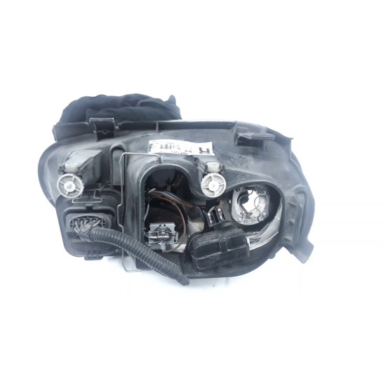 Far dreapta fata VOLKSWAGEN GOLF IV 1J1 1997 - 2007 VW