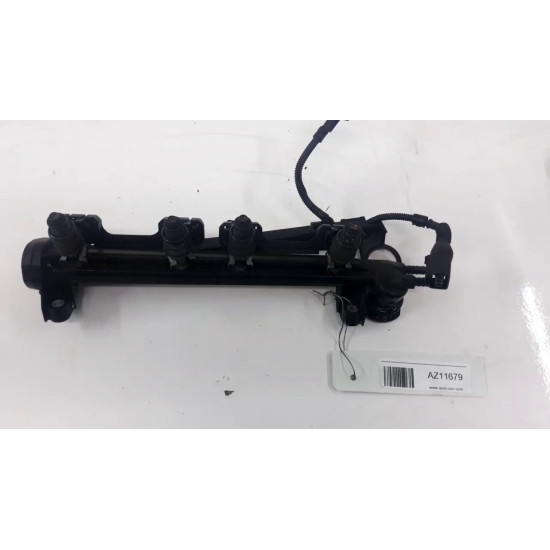 Rampa injectoare Volkswagen Golf 4 SH VW 06A 133 317A